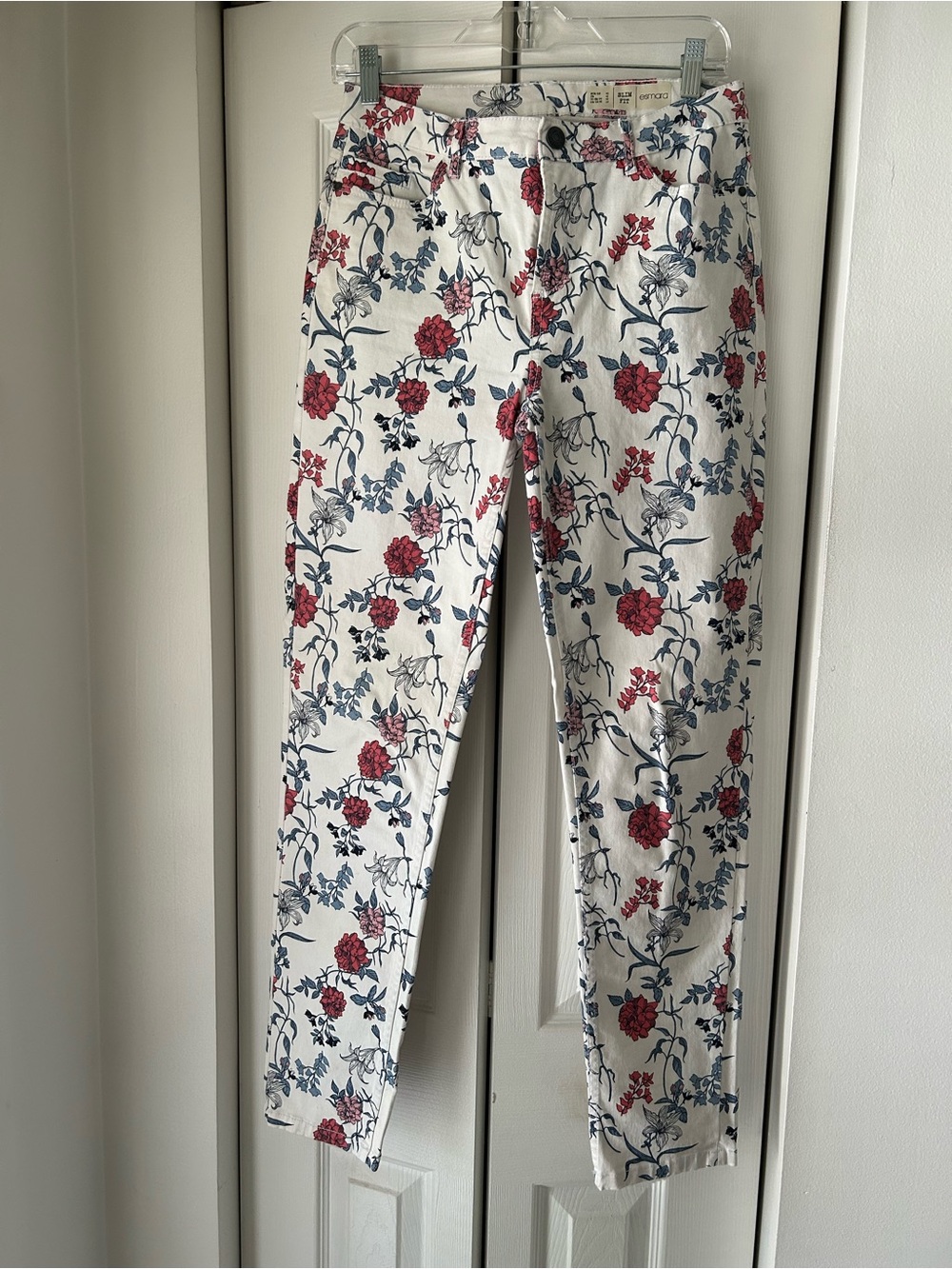 Esmara White Floral Slim Women’s Jeans - Red & Blue Print
